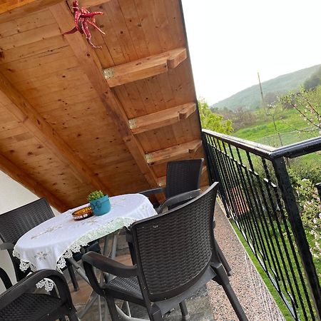 Riza Guest House Puke Exterior photo